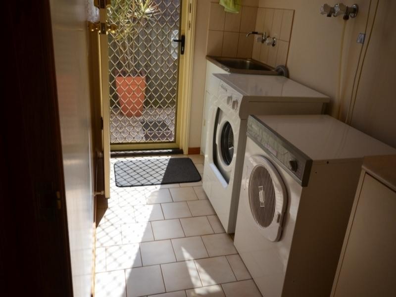 Kearneys Spring QLD 4350