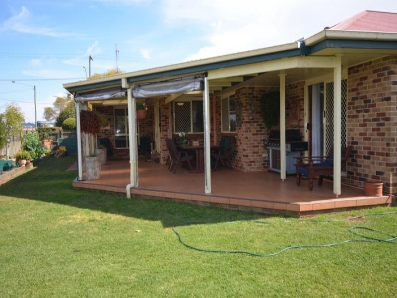 Kearneys Spring QLD 4350