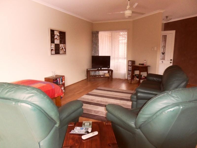 5/31 Gladstone Street, Newtown QLD 4350