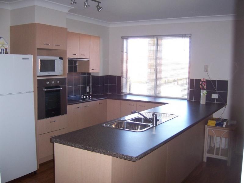 Kearneys Spring QLD 4350