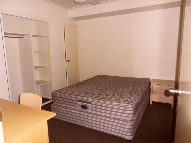 16/1 Uniplaza Court, Kearneys Spring QLD 4350