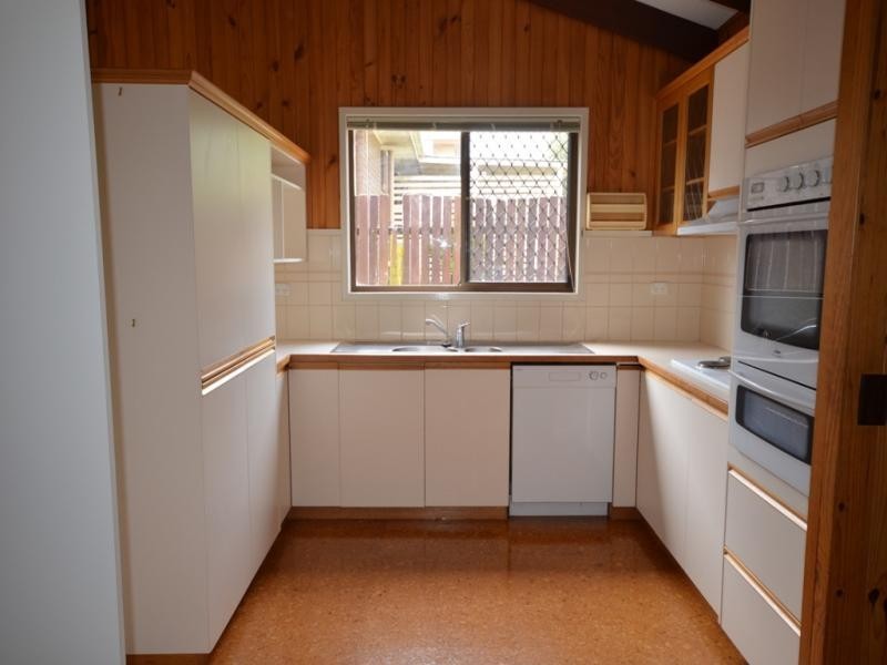 16 Orchid S treet, Centenary Heights QLD 4350