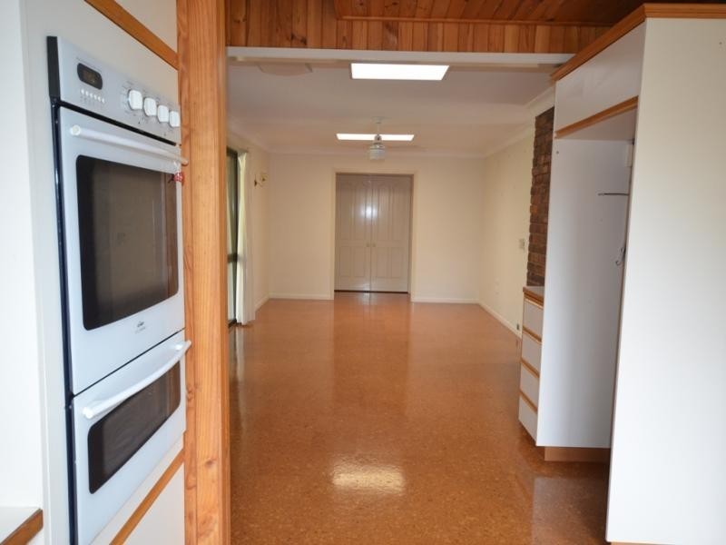 16 Orchid S treet, Centenary Heights QLD 4350