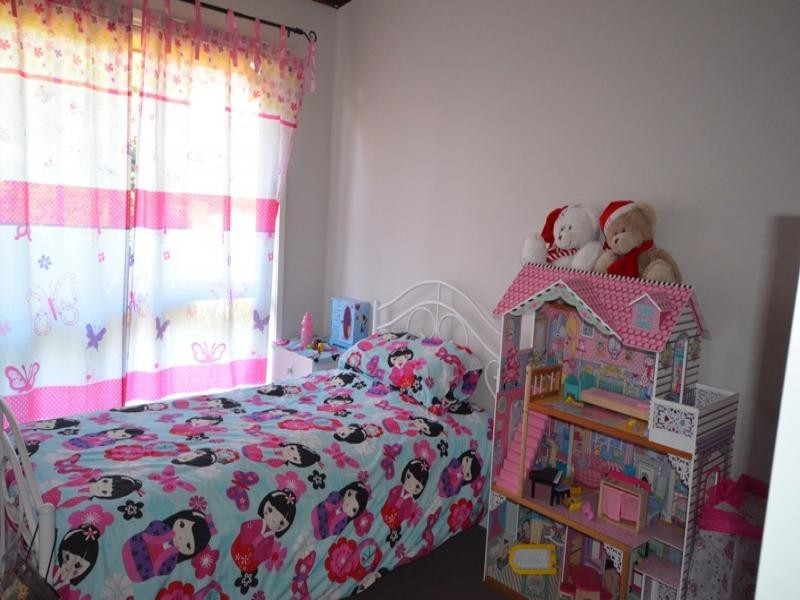 4 Page Court, Kearneys Spring QLD 4350