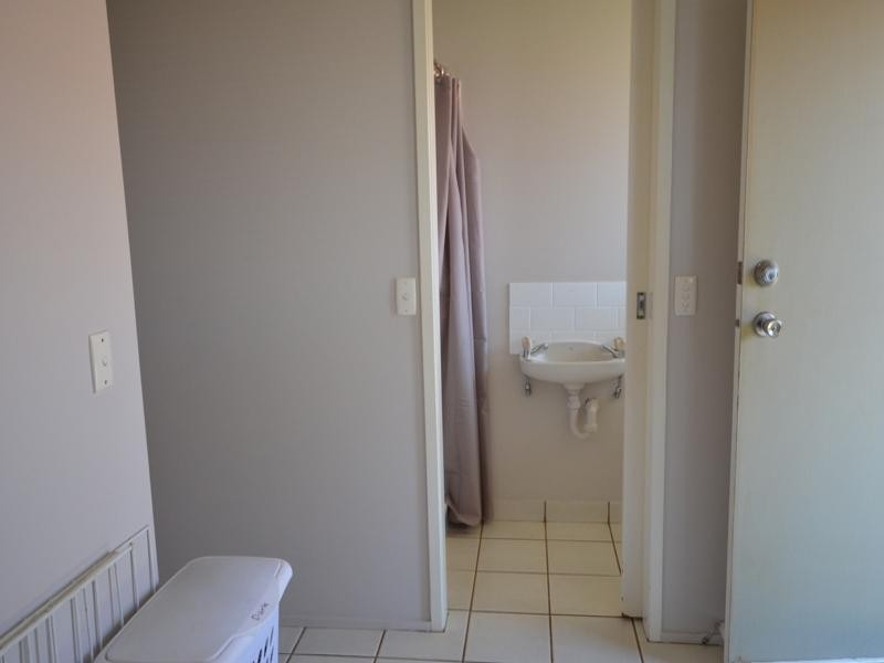 4 Page Court, Kearneys Spring QLD 4350