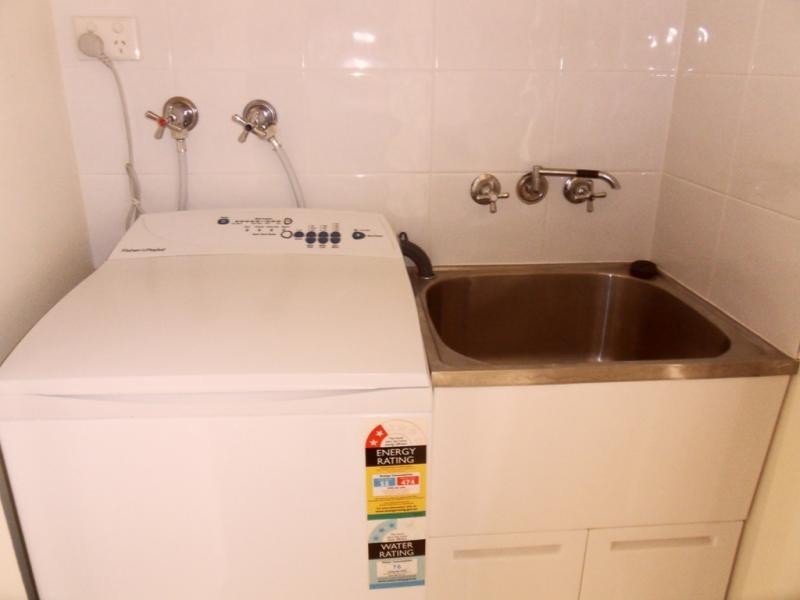 Kearneys Spring QLD 4350