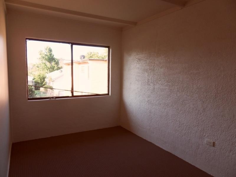 2/203 Campbell Street, Newtown QLD 4350