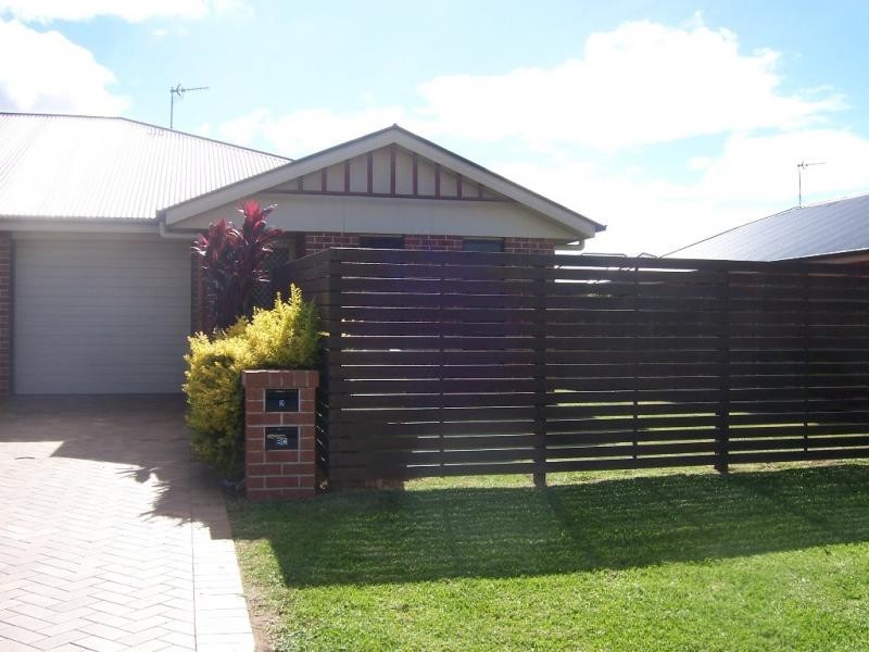 Kearneys Spring QLD 4350