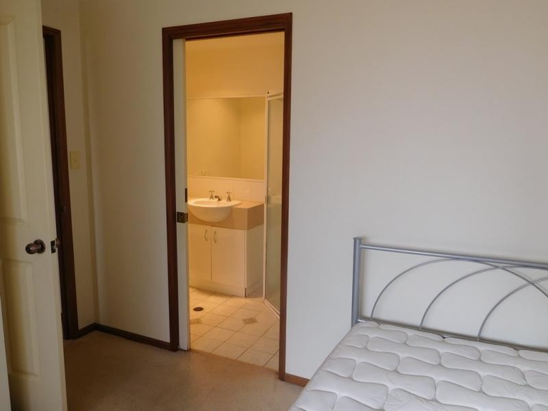 Kearneys Spring QLD 4350