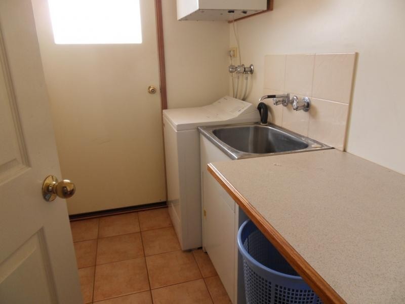 Kearneys Spring QLD 4350