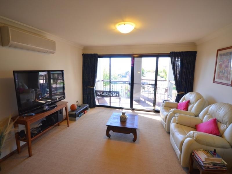 36 Fadden Crescent, Middle Ridge QLD 4350