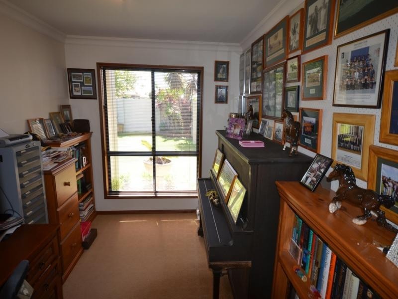 36 Fadden Crescent, Middle Ridge QLD 4350