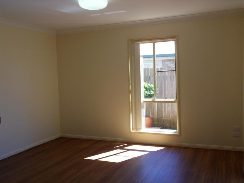 Kearneys Spring QLD 4350
