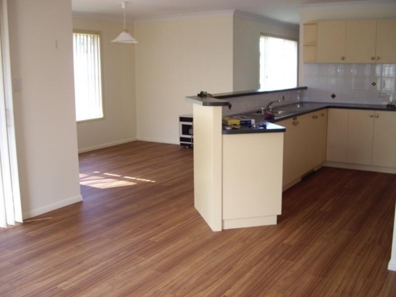 Kearneys Spring QLD 4350