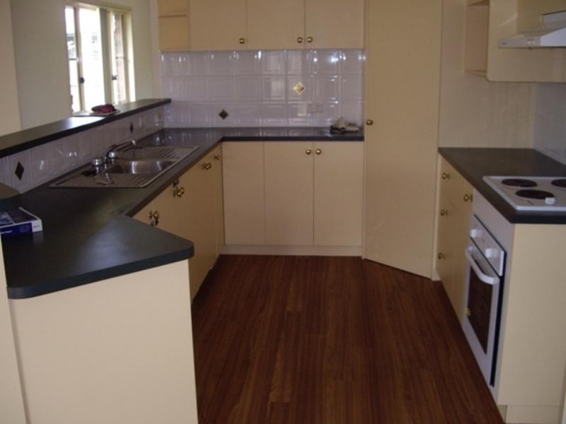 Kearneys Spring QLD 4350