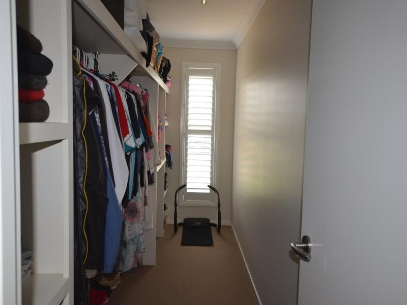 Kearneys Spring QLD 4350