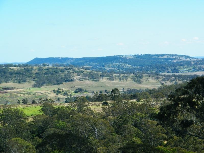 Mount Kynoch QLD 4350