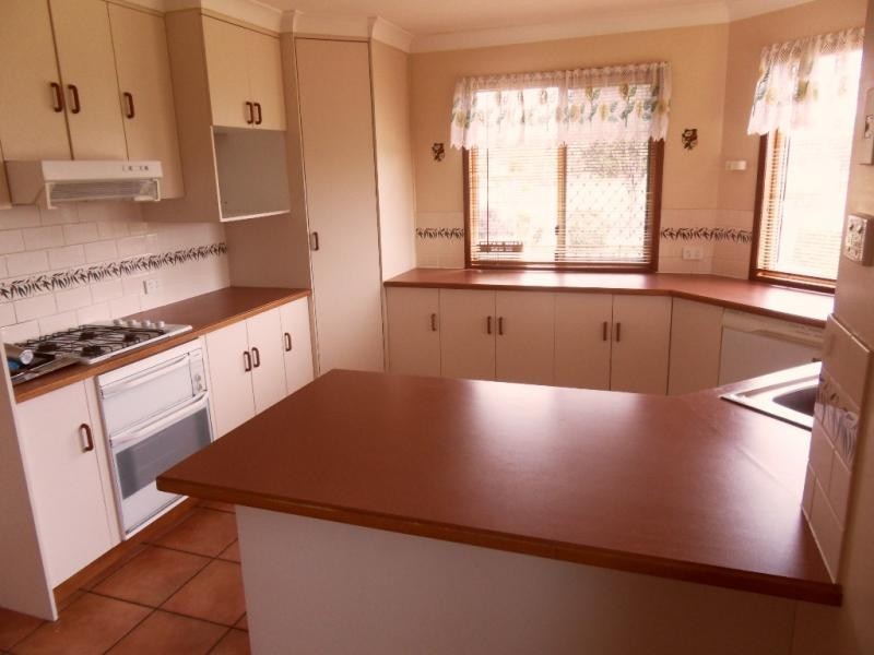 Middle Ridge QLD 4350