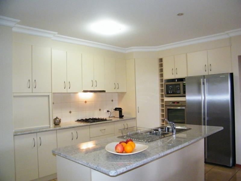 Kearneys Spring QLD 4350