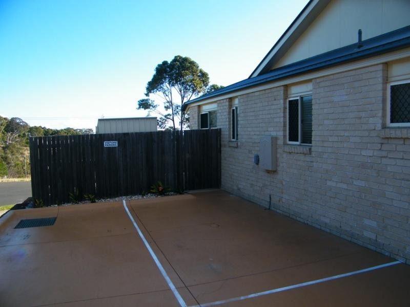 1/131 Platz Street, Darling Heights QLD 4350