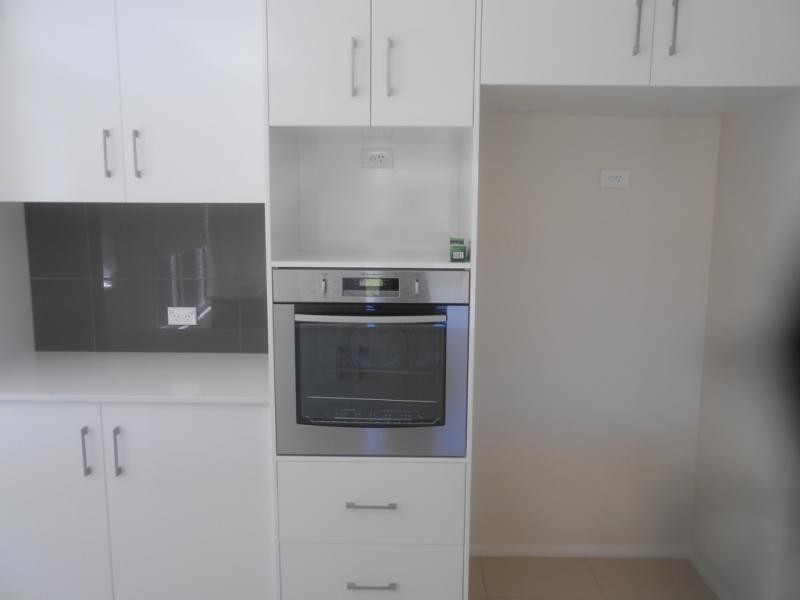 Kearneys Spring QLD 4350