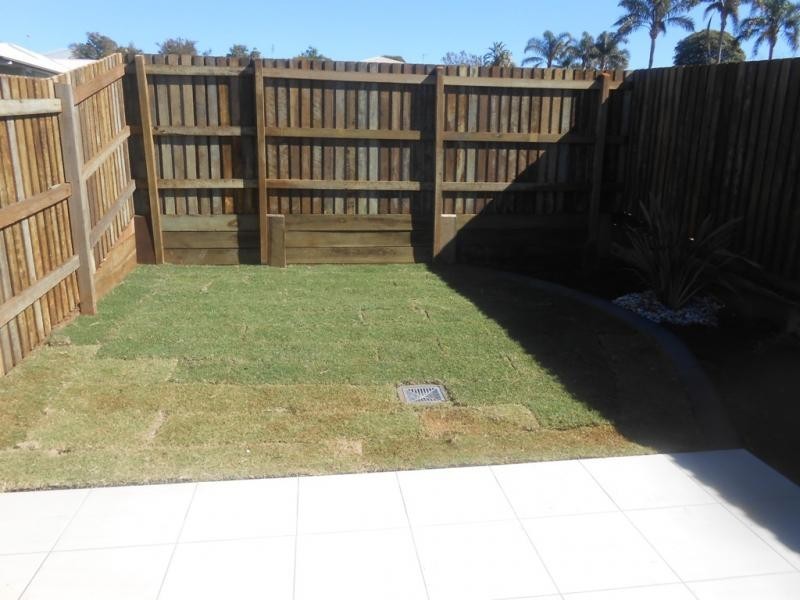 Kearneys Spring QLD 4350