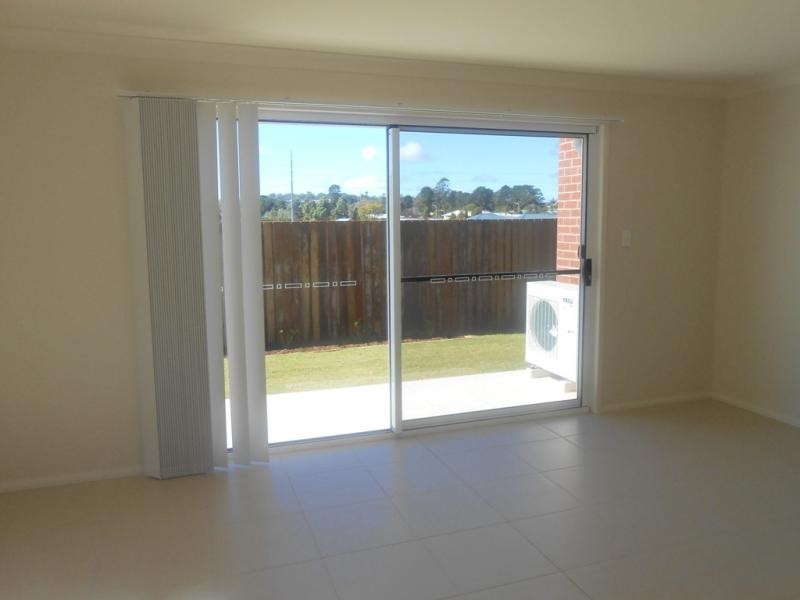 Kearneys Spring QLD 4350