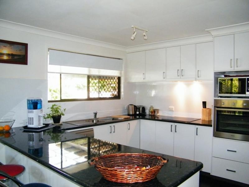 8 Orchid Street, Centenary Heights QLD 4350