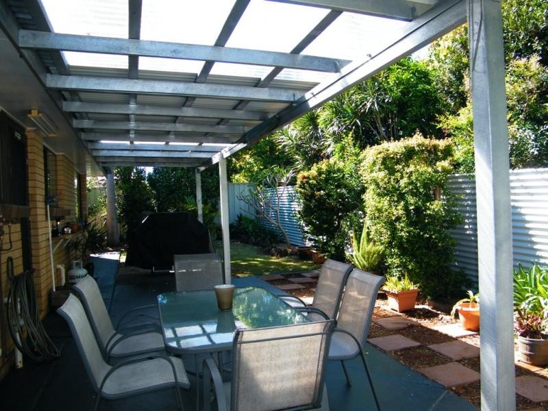 8 Orchid Street, Centenary Heights QLD 4350