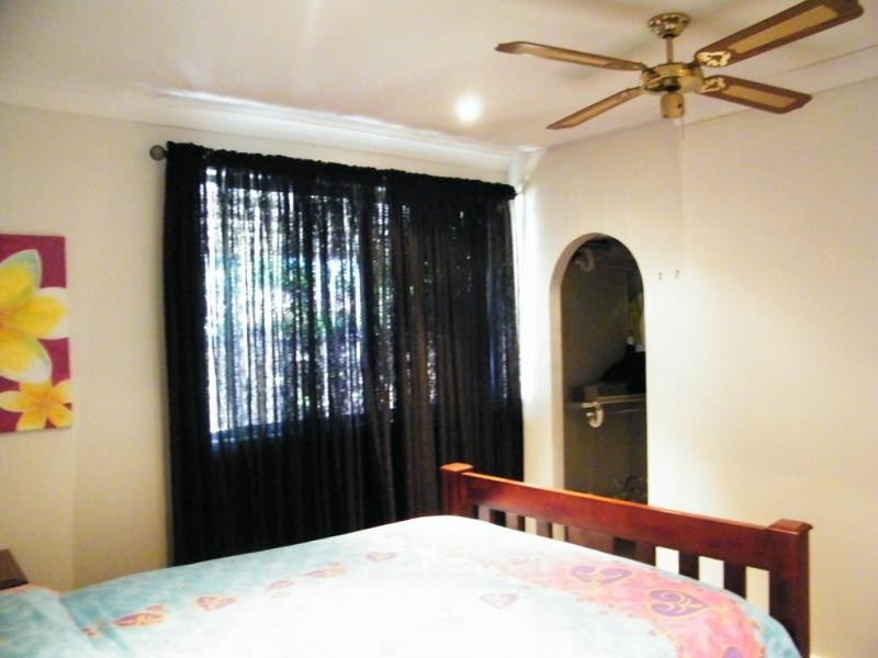 8 Orchid Street, Centenary Heights QLD 4350