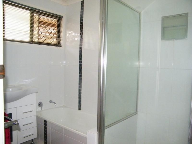 8 Orchid Street, Centenary Heights QLD 4350