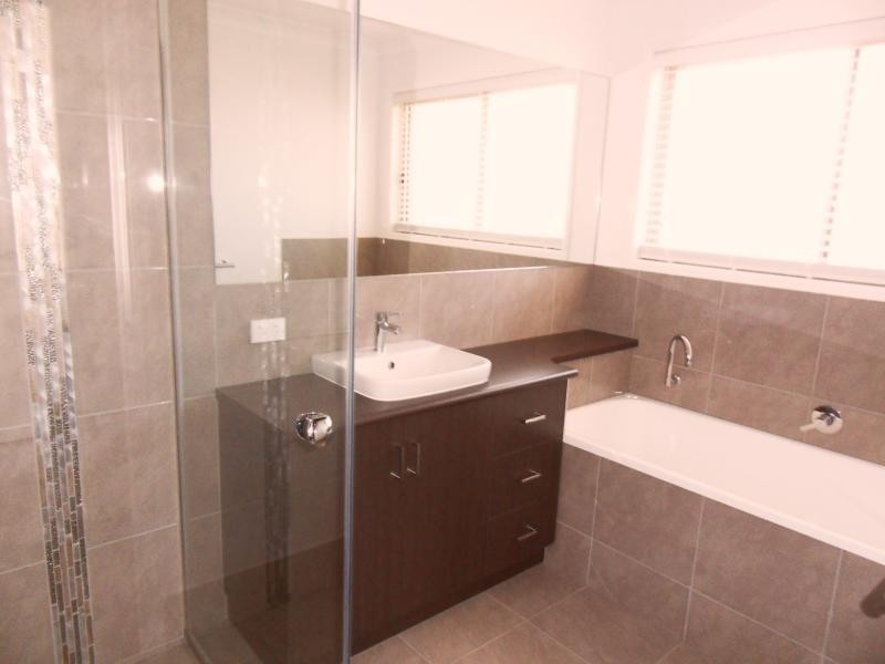 Kearneys Spring QLD 4350