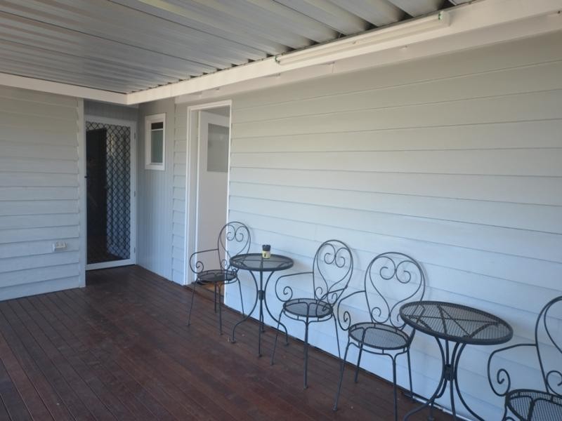 48 Campbell Street, Oakey QLD 4401