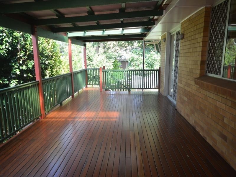 Mount Lofty QLD 4350