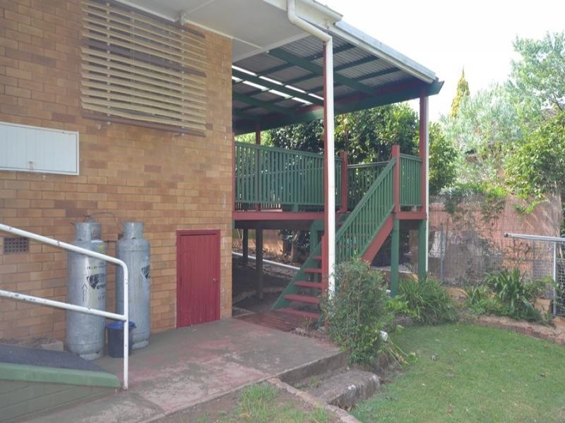 Mount Lofty QLD 4350