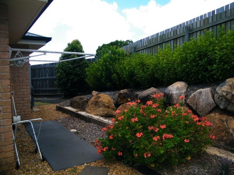 Kearneys Spring QLD 4350