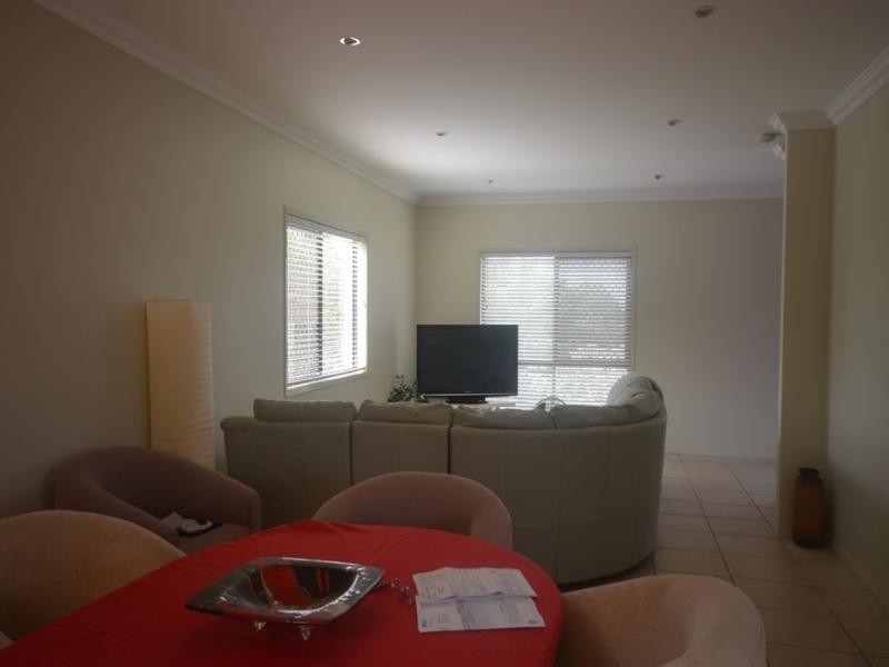 1/19 Ipswich Street, Toowoomba QLD 4350