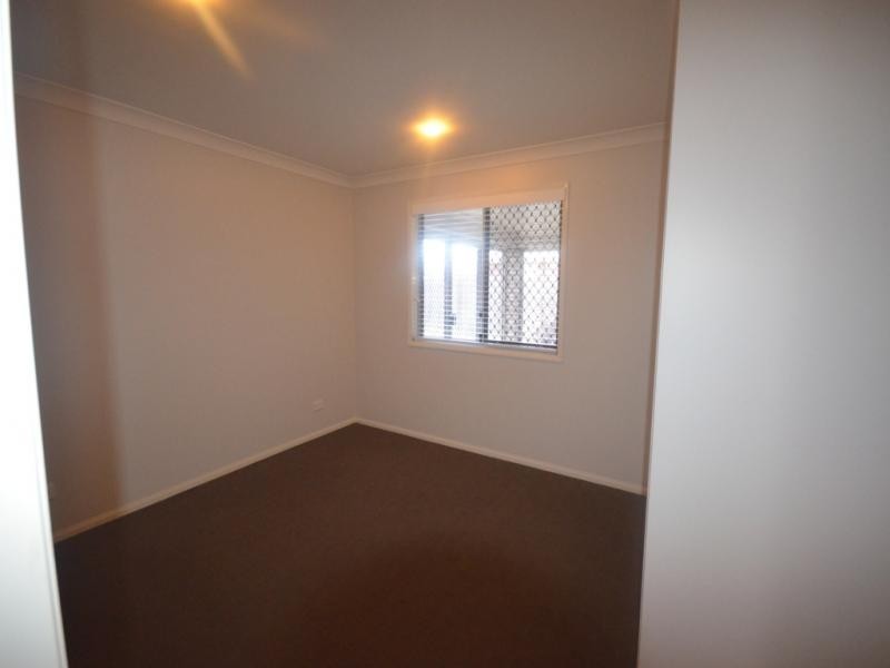 Kearneys Spring QLD 4350