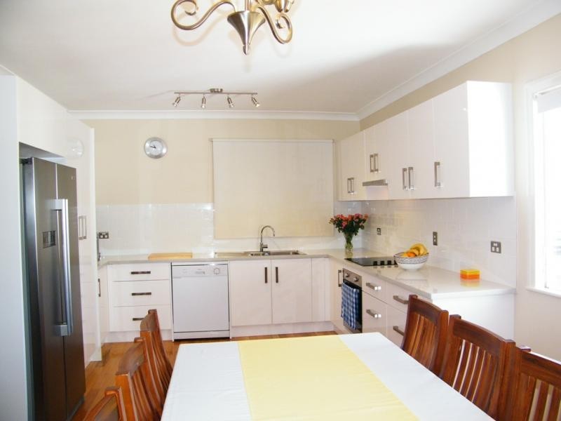 66 Drayton Road, Harristown QLD 4350