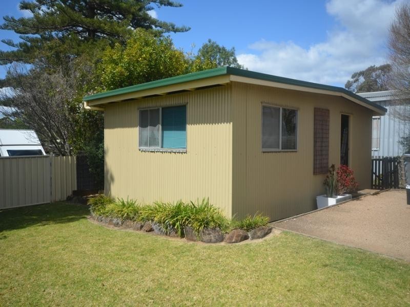 282 West Street, Kearneys Spring QLD 4350