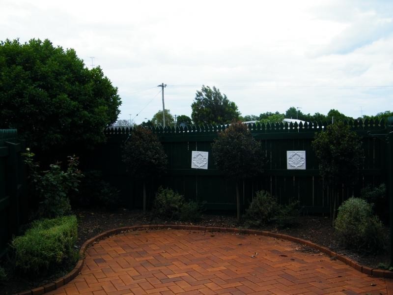 1/32 Jull Drive, Centenary Heights QLD 4350