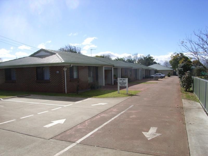 3/121 Taylor Street, Newtown QLD 4350