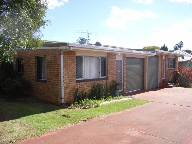 1/27 Boyes Street, Harristown QLD 4350