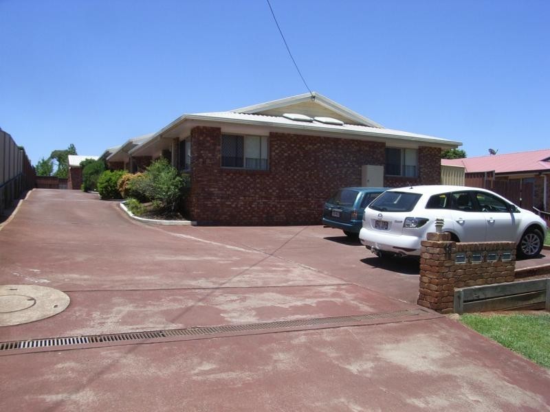 4/18 Pascoe Lane, Harlaxton QLD 4350