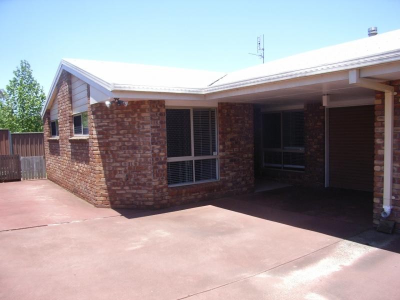 4/18 Pascoe Lane, Harlaxton QLD 4350