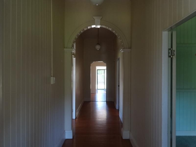15 Goodwood Street, Newtown QLD 4350