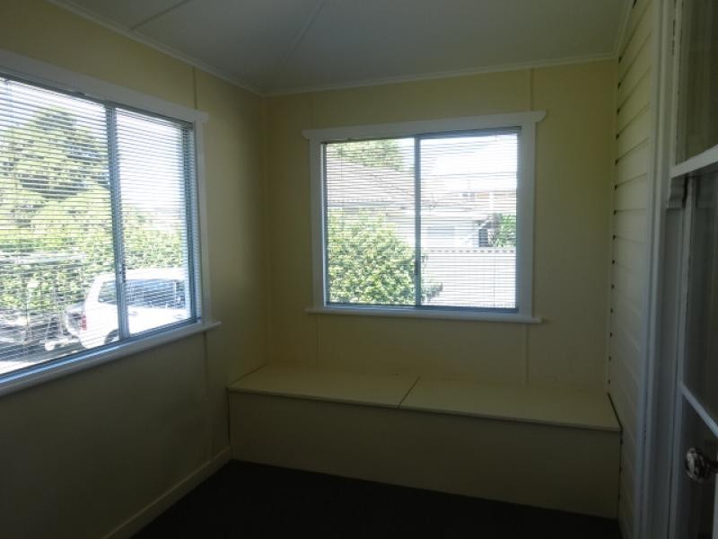 15 Goodwood Street, Newtown QLD 4350