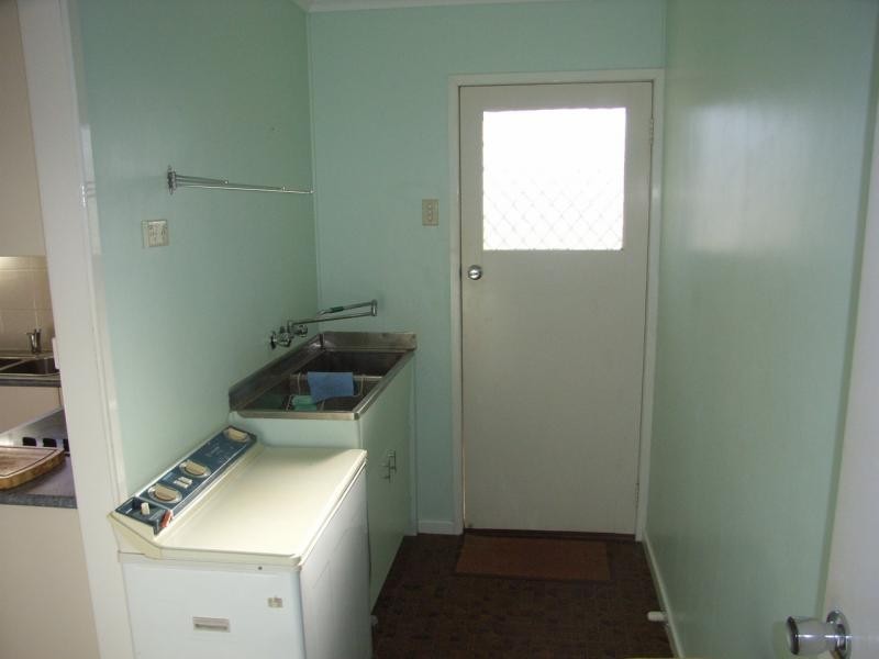 39 Paradise Street, Harristown QLD 4350