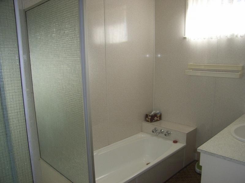 39 Paradise Street, Harristown QLD 4350