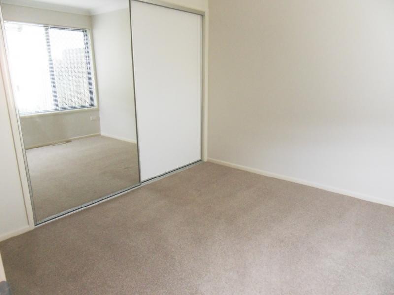 2/14 Sunning Street, Kearneys Spring QLD 4350